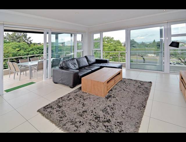 4 BEDROOM PROPERTY TO RENT IN BRYANSTON